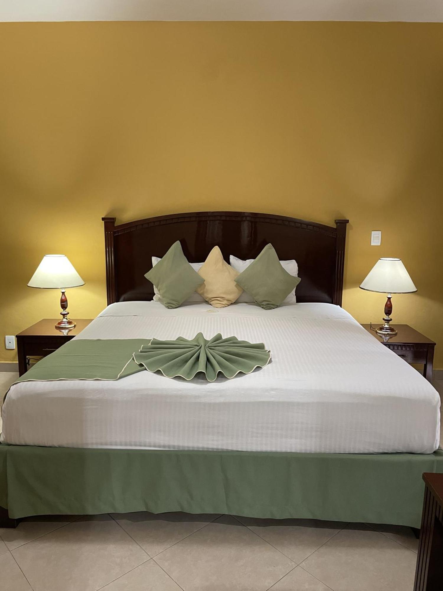 Hotel Centenario Iguala Екстер'єр фото
